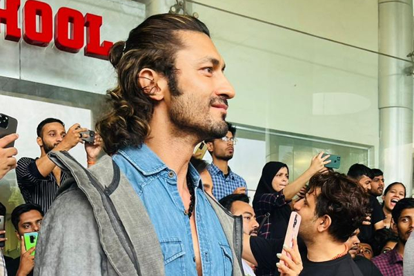 Vidyut Jammwal and Asees Kaur